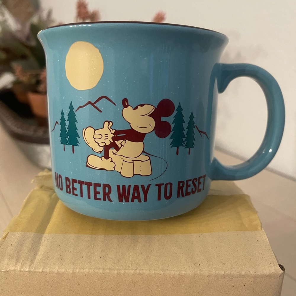SET OF 4 Mickey Mouse Coffee Mugs